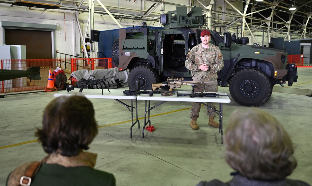 Team Mildenhall, Liberty Wing host High Sheriffs, HM Vice-Lord Lieutenants, Deputy Lieutenants for familiarization visit