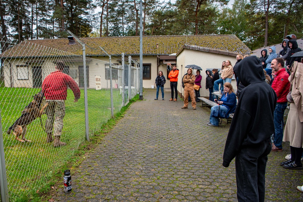 German, Polish students tour Spangdahlem AB as part of longest running exchange program in Rheinland-Pfalz