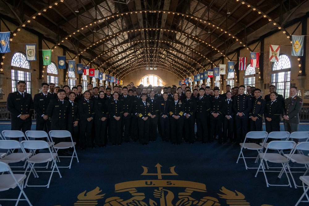 CNO Speaks with International Midshipmen