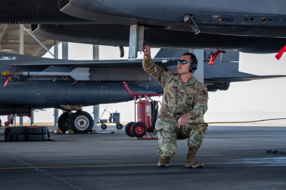 F-15E Strike Eagle completes FCF flight