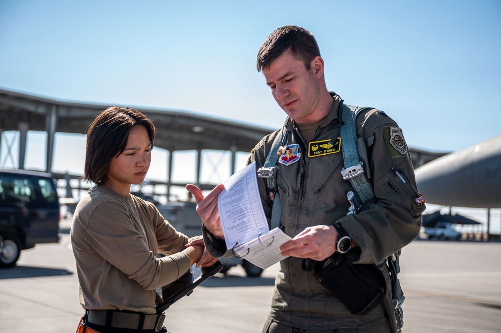 F-15E Strike Eagle completes FCF flight