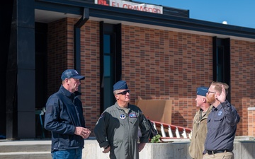 U.S. Senator visits 139th Airlift Wing