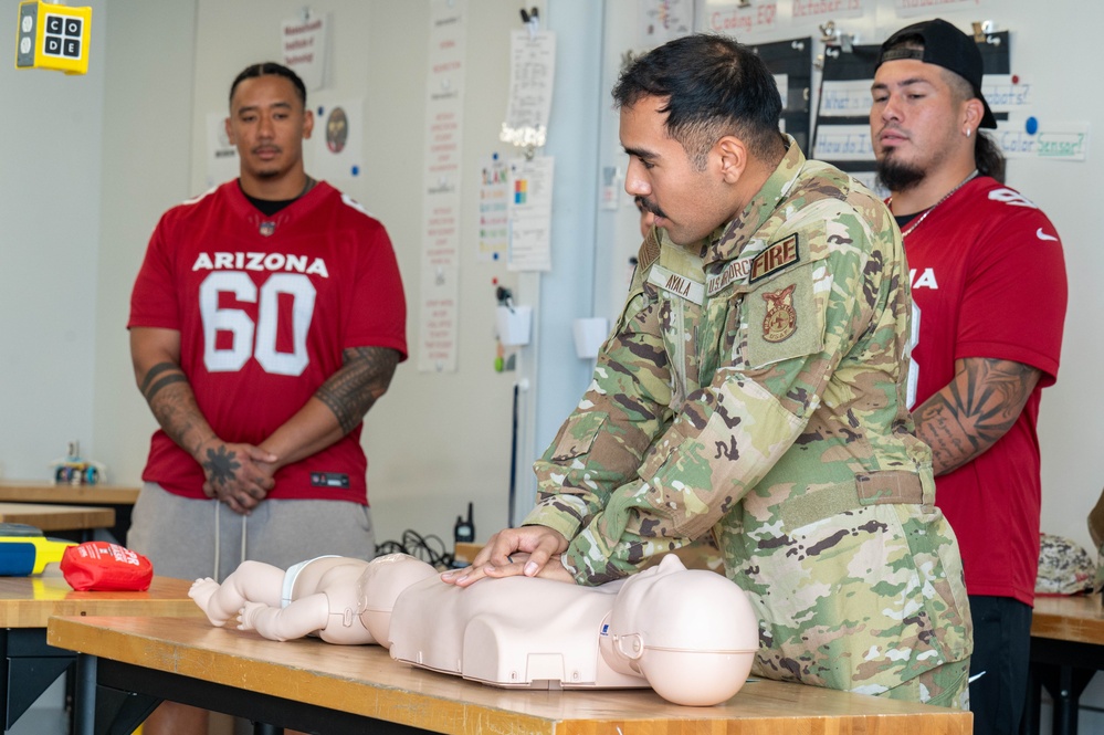 Luke AFB participates in Tillman STEM event