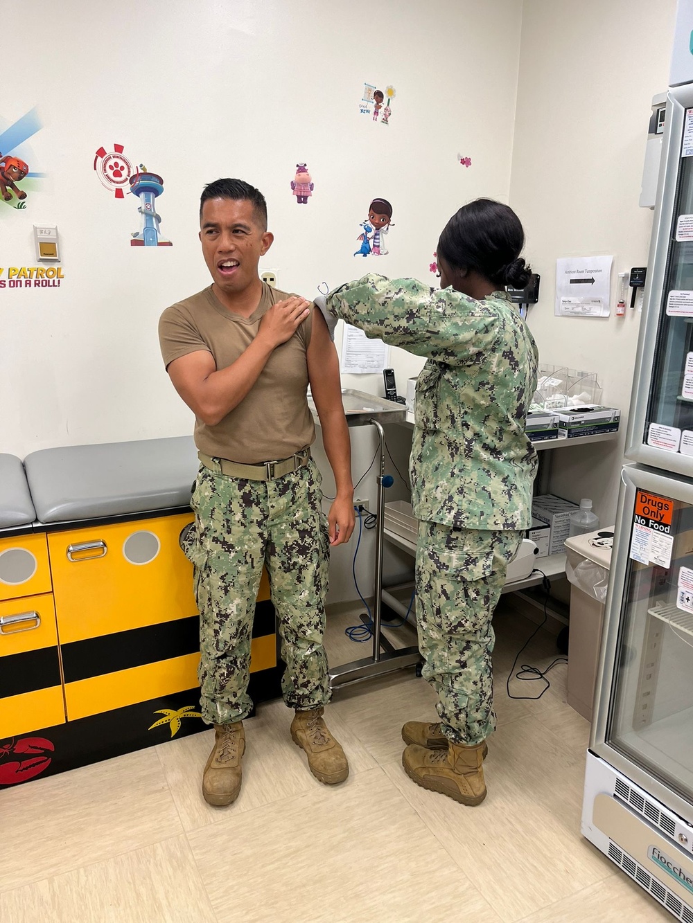 Capt. Michael Mercado, Executive Officer receives Influenza Vaccine