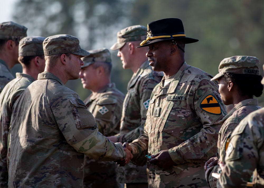 1st Cavalry Division Graduates from E3B Qualifications in Poland