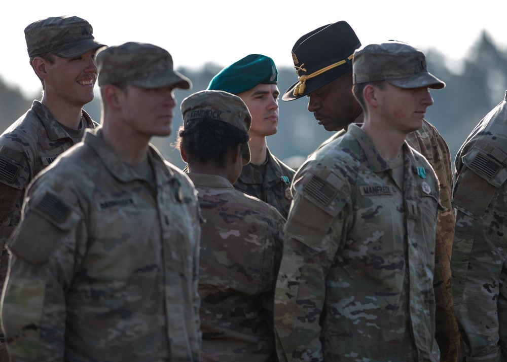 1st Cavalry Division Graduates from E3B Qualifications in Poland