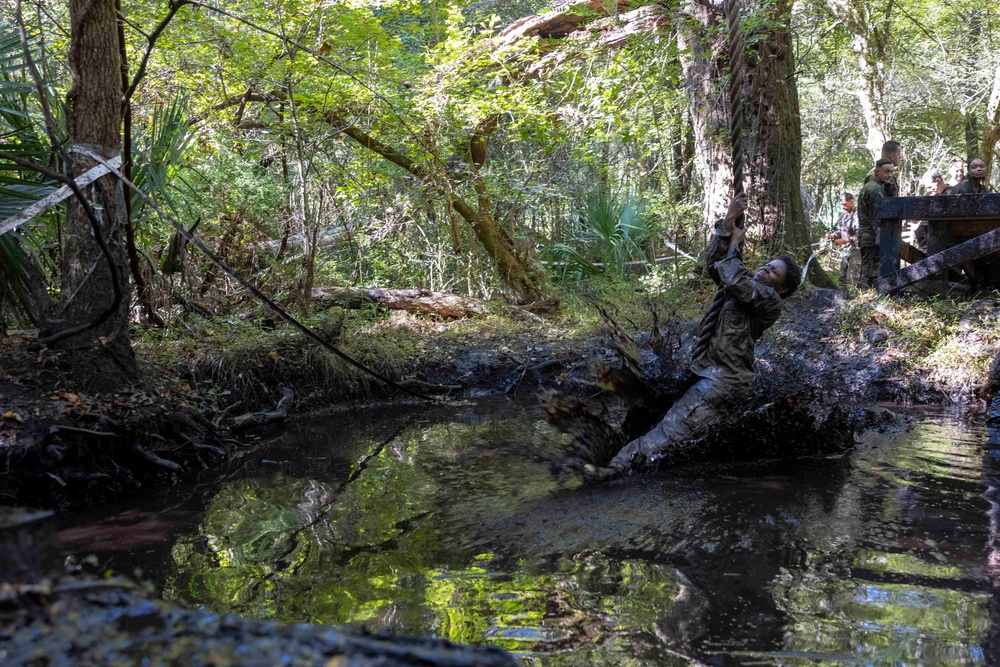 Combat Logistics Battalion 6 Conducts Endurance Course Training