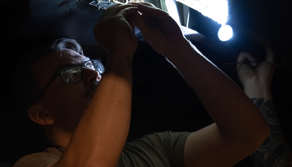 Super Nights: Airmen Generate Training Flights