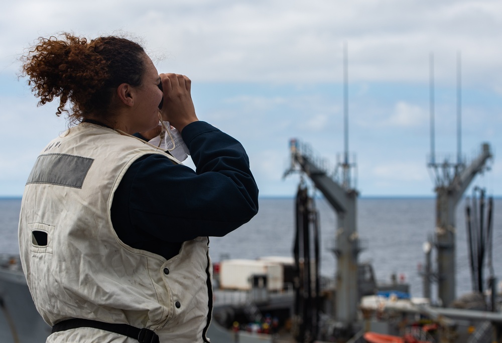 USS Carl Vinson (CVN 70) Conducts a Refueling-at-Sea