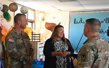 Fort Hunter Liggett command team visits San Antonio School, Lockwood, California