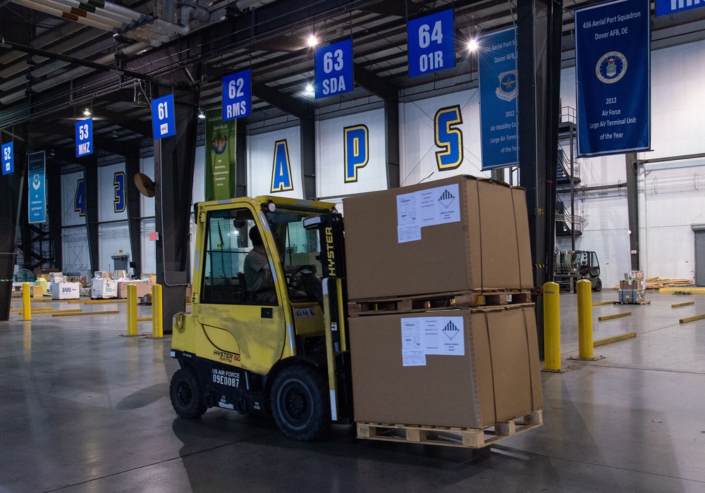 436th APS helps move DeCA consumables to USEUCOM