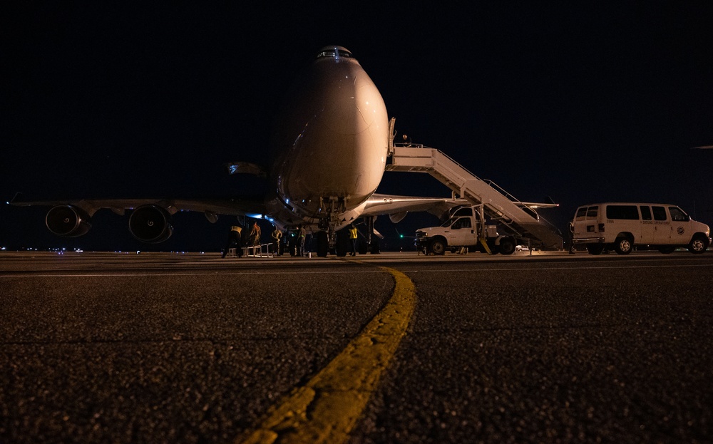 436th APS helps move DeCA consumables to USEUCOM