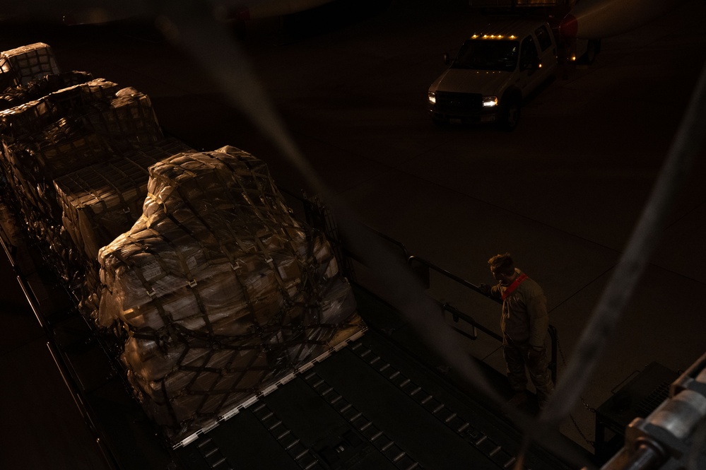 436th APS helps move DeCA consumables to USEUCOM