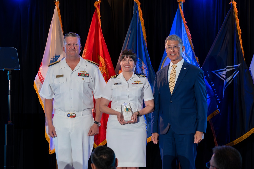 Cmdr. Rachel Werner recognized as a Hero of Military Medicine