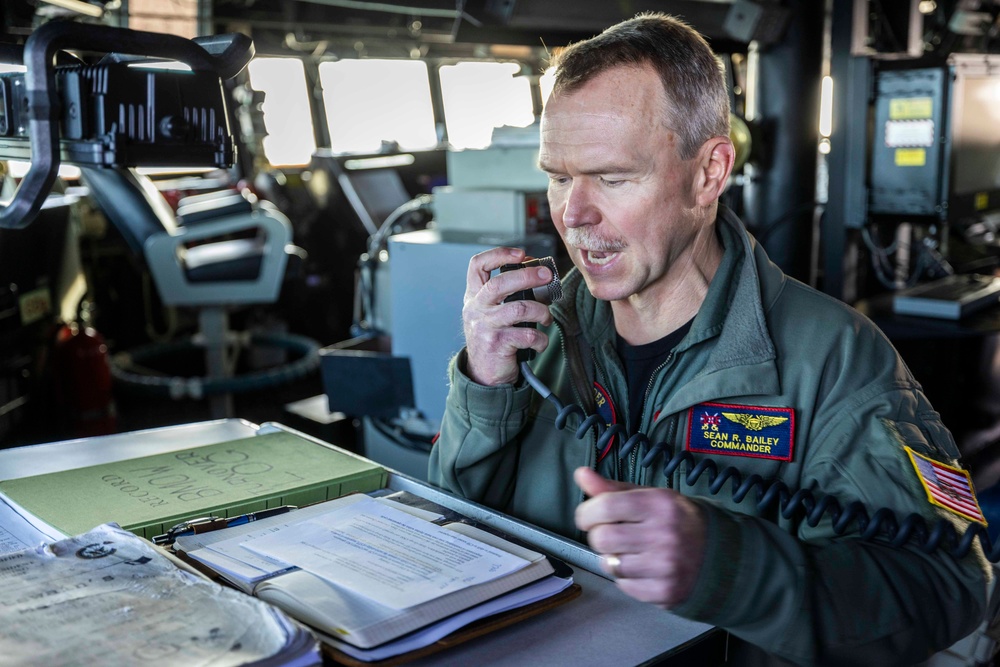 Rear. Adm. Bailey Visits USS Stout