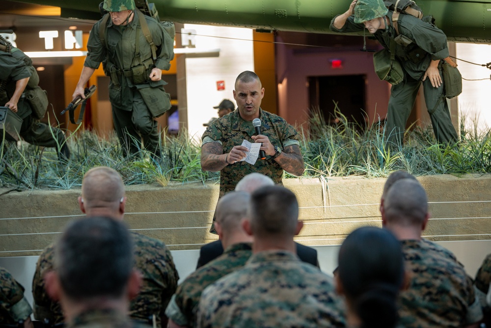 Wounded Warrior Regiment welcomes incoming sergeant major, bids farewell to outgoing sergeant major