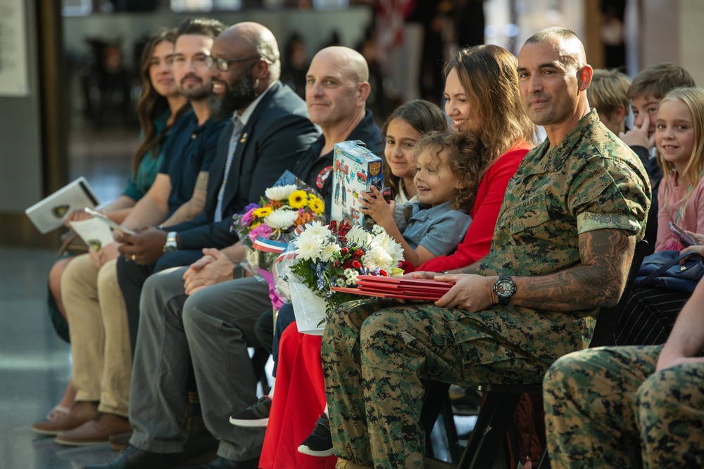 Wounded Warrior Regiment welcomes incoming sergeant major, bids farewell to outgoing sergeant major