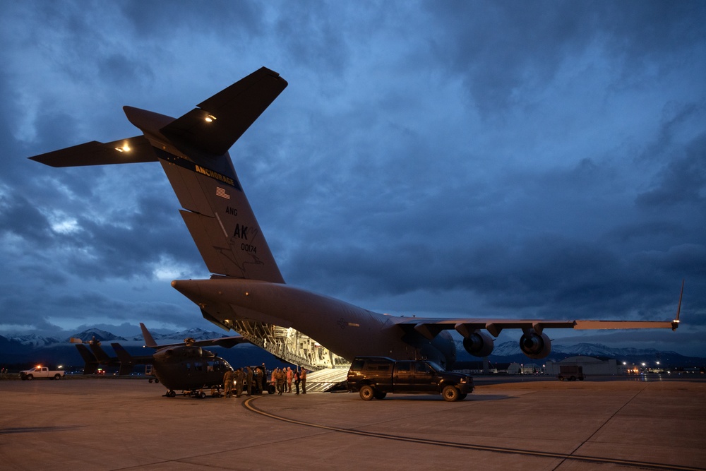 Alaska National Guard Airmen, Soldiers work to support Southwest Border Mission