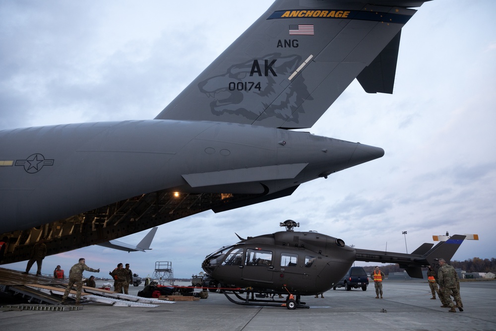 Alaska National Guard Airmen, Soldiers work to support Southwest Border Mission