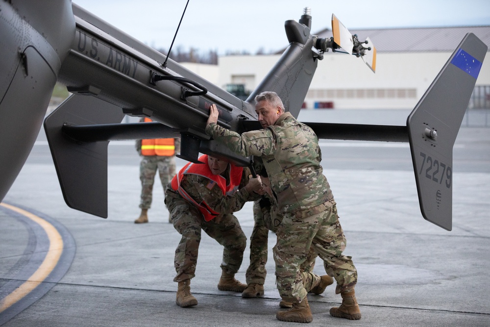 Alaska National Guard Airmen, Soldiers work to support Southwest Border Mission