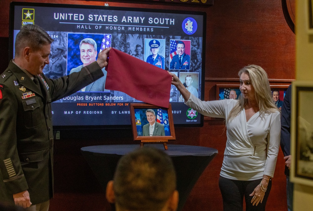 US Army South hosts Hall of Honor ceremony