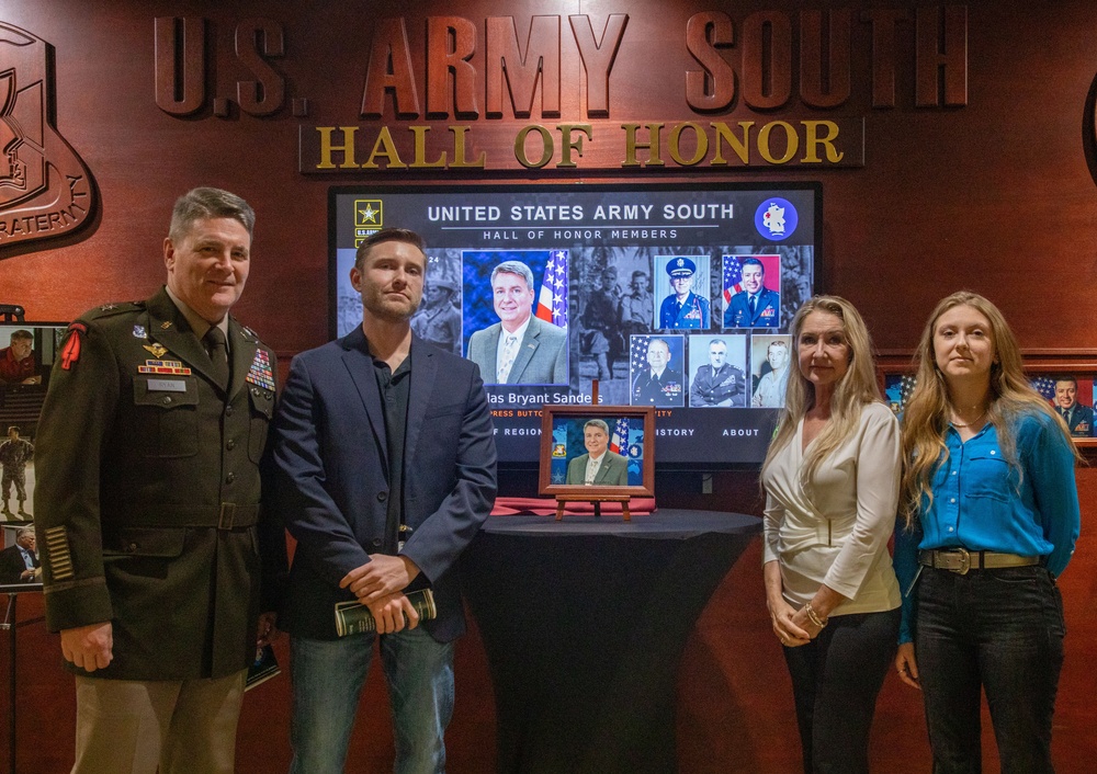 US Army South hosts Hall of Honor ceremony