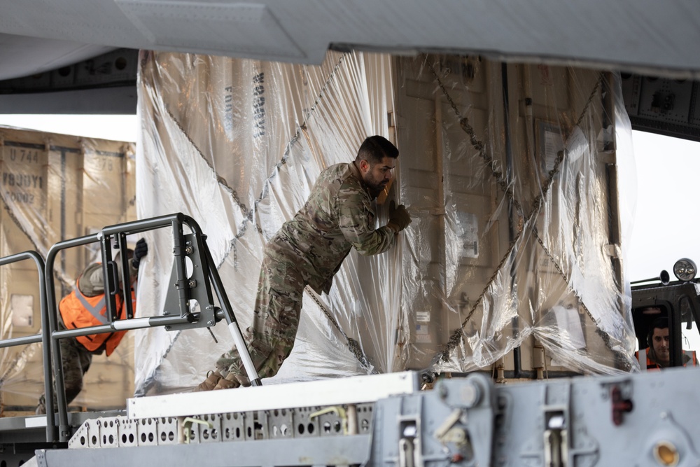 Alaska National Guard Airmen, Soldiers work to support Southwest Border Mission