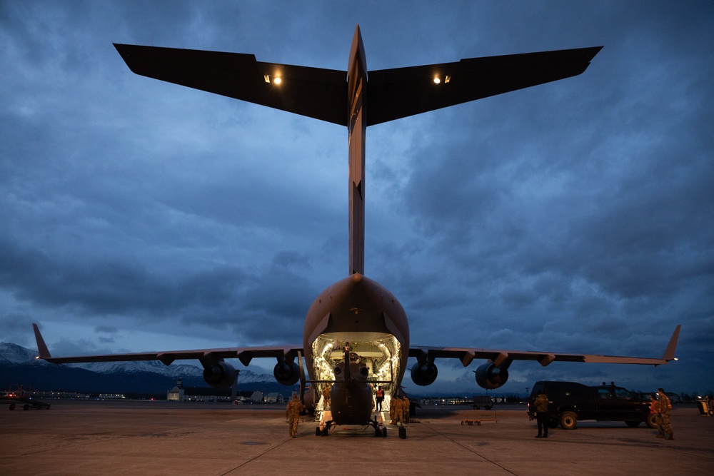 Alaska National Guard Airmen, Soldiers work to support Southwest Border Mission