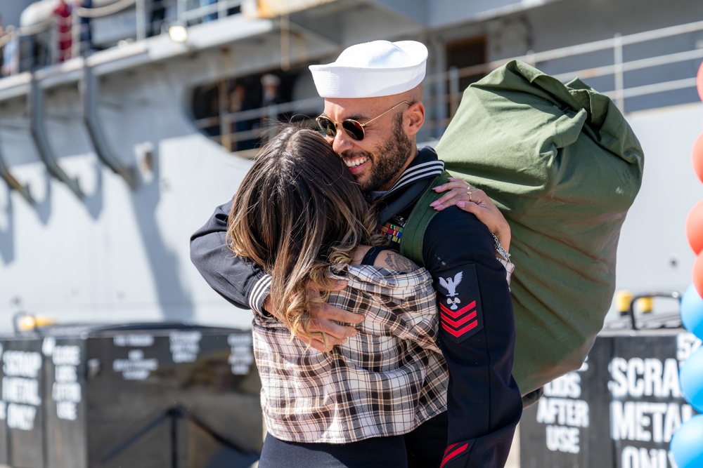 USS Harpers Ferry returns home after Indo-Pacific deployment