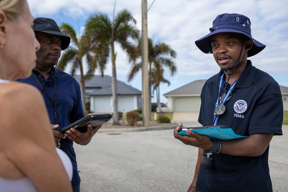 FEMA Disaster Survivor Assistance Teams in Charlotte County Florida