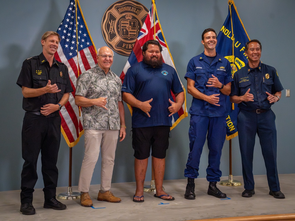 Coast Guard, partners, good Samaritan rescue missing 17-year-old kayaker off Honolulu