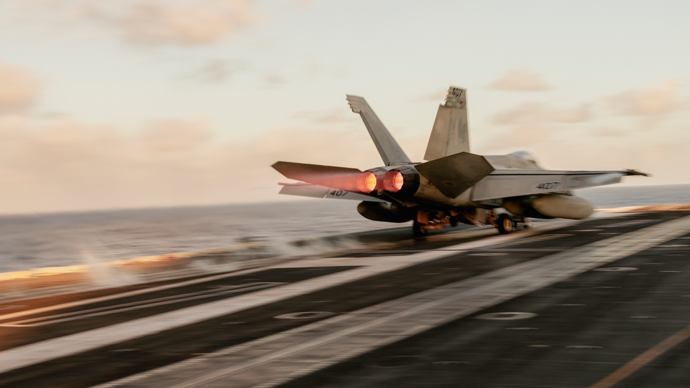 USS George Washington Conducts Flight Operations