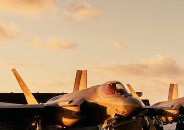 USS George Washington Conducts Flight Operations