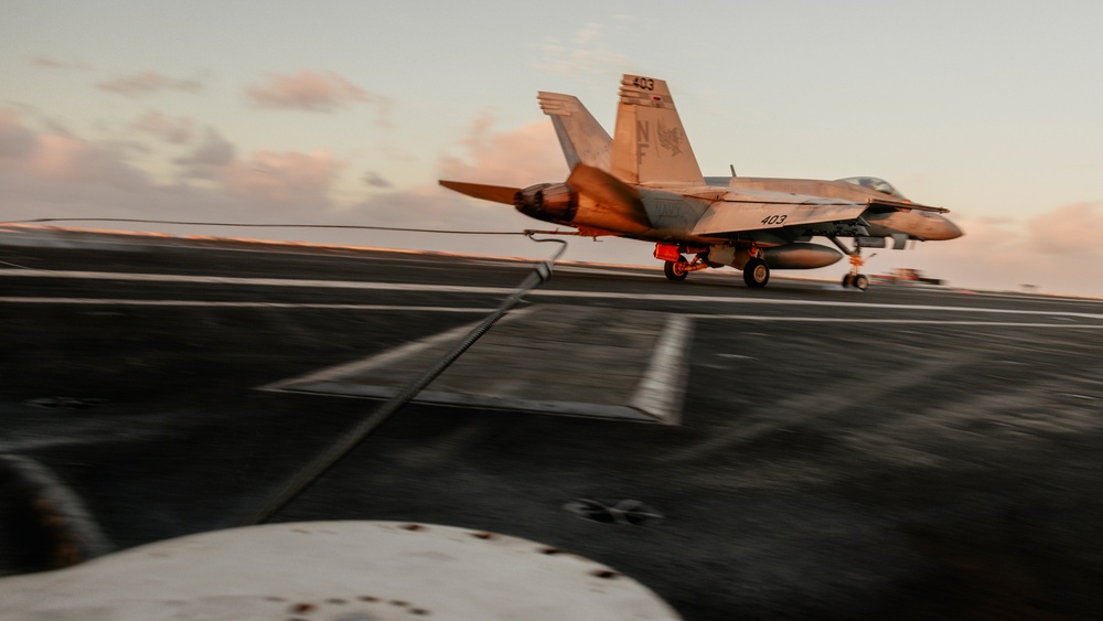 USS George Washington Conducts Flight Operations