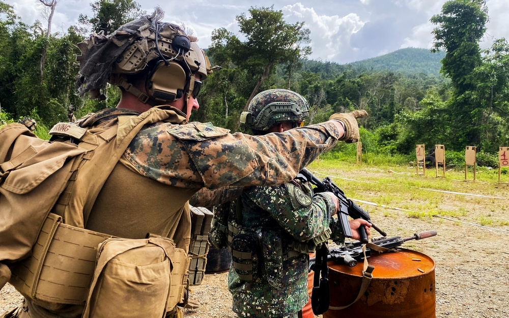 KAMANDAG 8: 15th MEU, Philippine Marines Conduct CMP Range at Oyster Bay