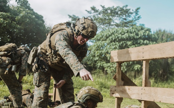 KAMANDAG 8: 15th MEU Conducts Live-Fire Ranges with Philippine, ROK Counterparts