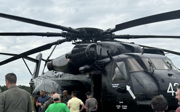 Historic Induction of the MH-53E Sea Dragon into Florida Museum