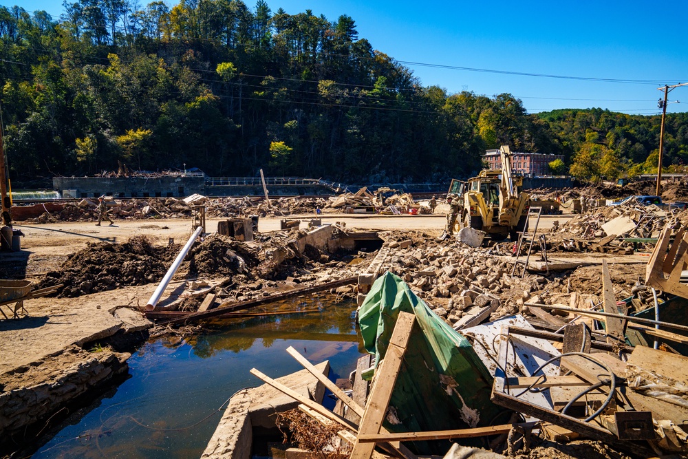 North Carolina National Guard and U.S. Army Joint Forces to Clear Debris, Prevent Flooding in Marshall N.C.