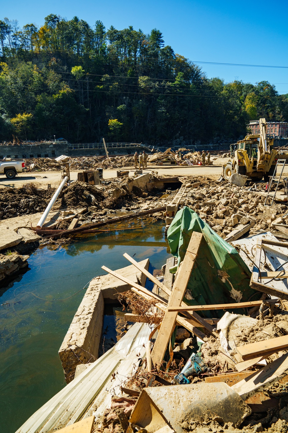North Carolina National Guard and U.S. Army Joint Forces to Clear Debris, Prevent Flooding in Marshall N.C.