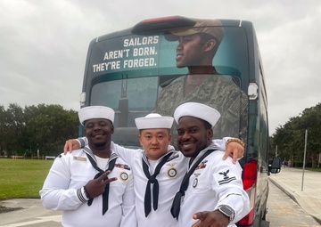 NTAG Miami Sailors Participate in Homecoming Parade