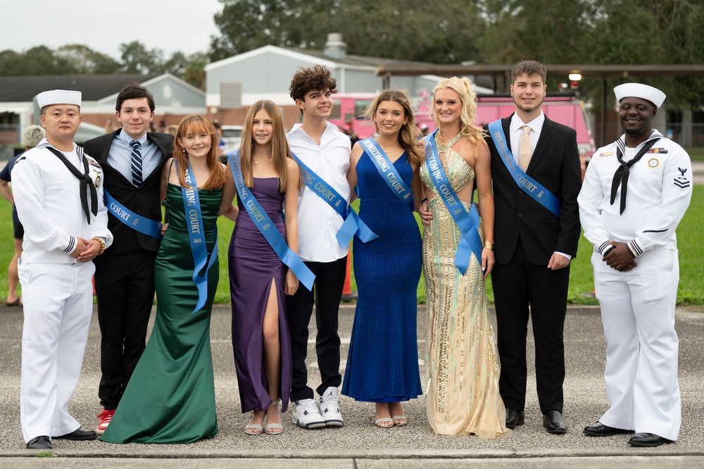 NTAG Miami Sailors Participate in Homecoming Parade