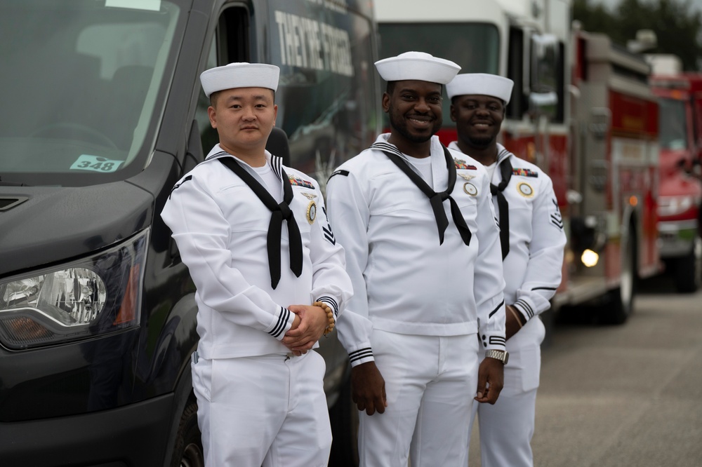 NTAG Miami Sailors Participate in Homecoming Parade