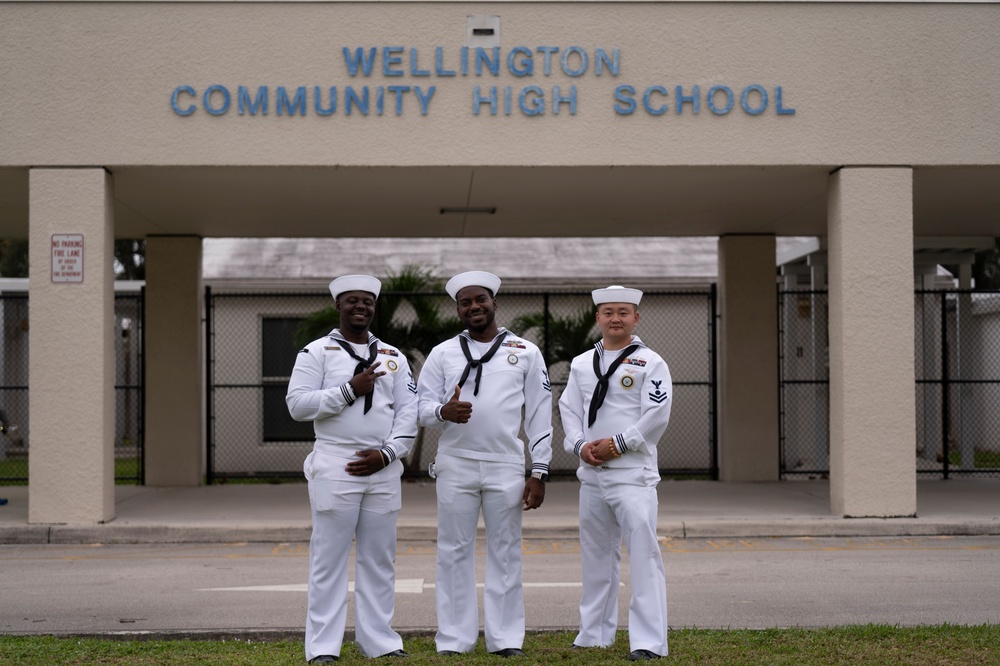 NTAG Miami Sailors Participate in Homecoming Parade