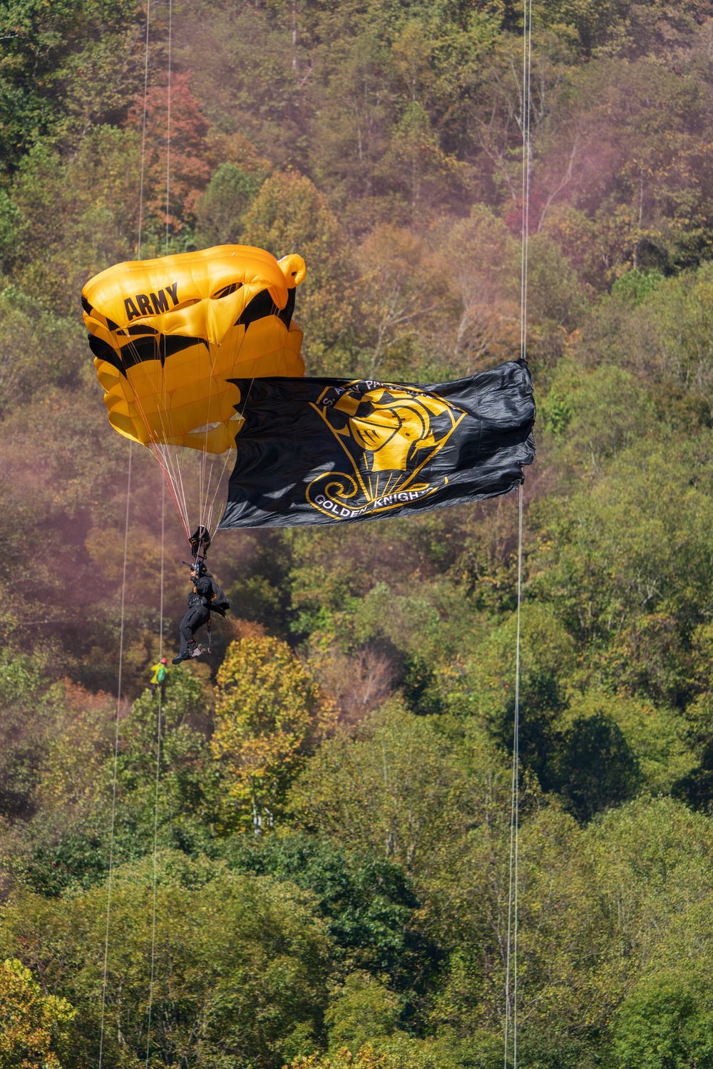 U.S. Army Golden Knights parachute into Bridge Day