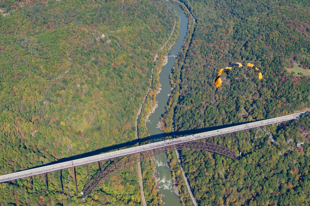 U.S. Army Golden Knights parachute into Bridge Day