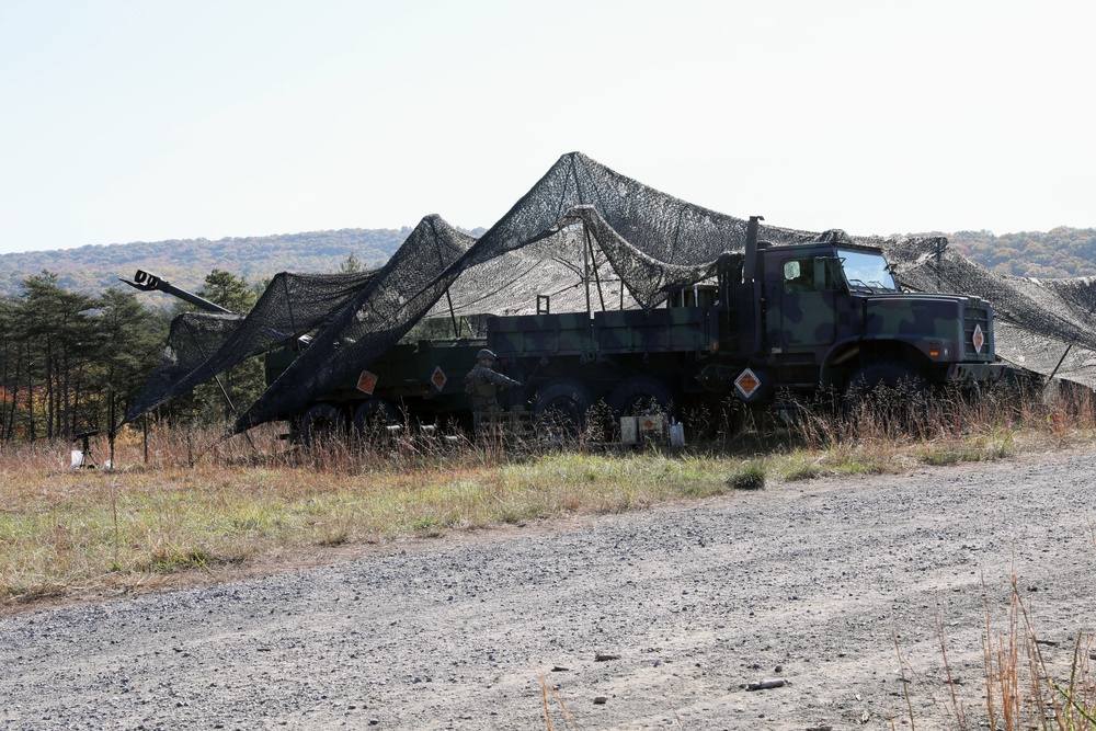 DVIDS Images U.S. Marine Reservists Fire a M777 Howitzer [Image 1 of 2]