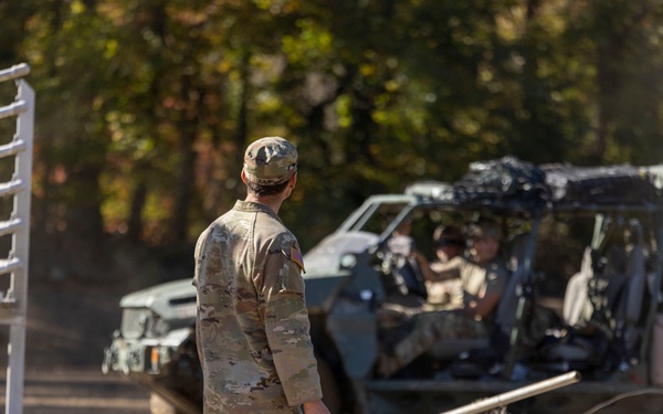1-502nd Infantry Battalion assist Charles D. Owen Middle School