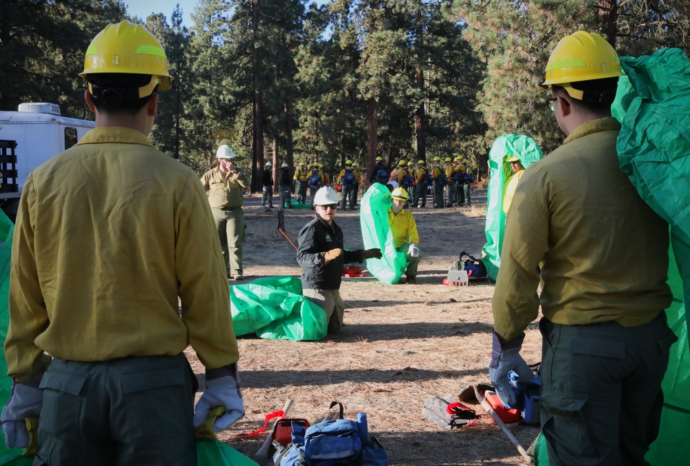 Washington National Guard service members participate in wildfire training