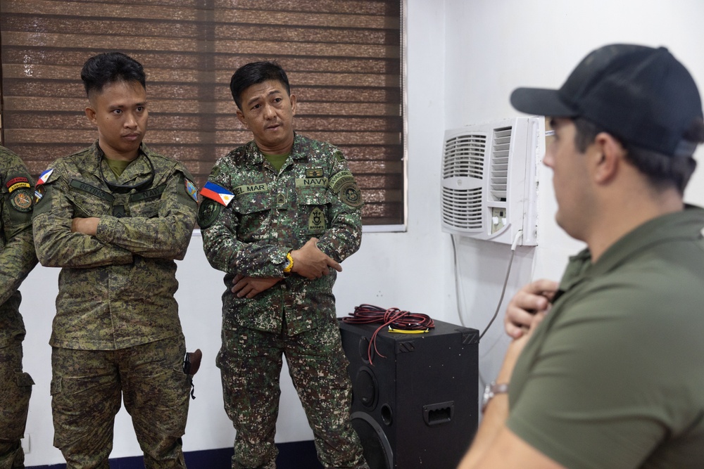 Philippines, U.S. Tactical Combat Casualty Care training