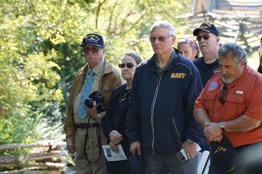 USS Yorktown (CG 48) reunion association wreath laying